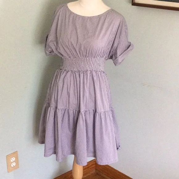 Vineyard Vines Blue and White Striped Dress - Picture 1 of 13